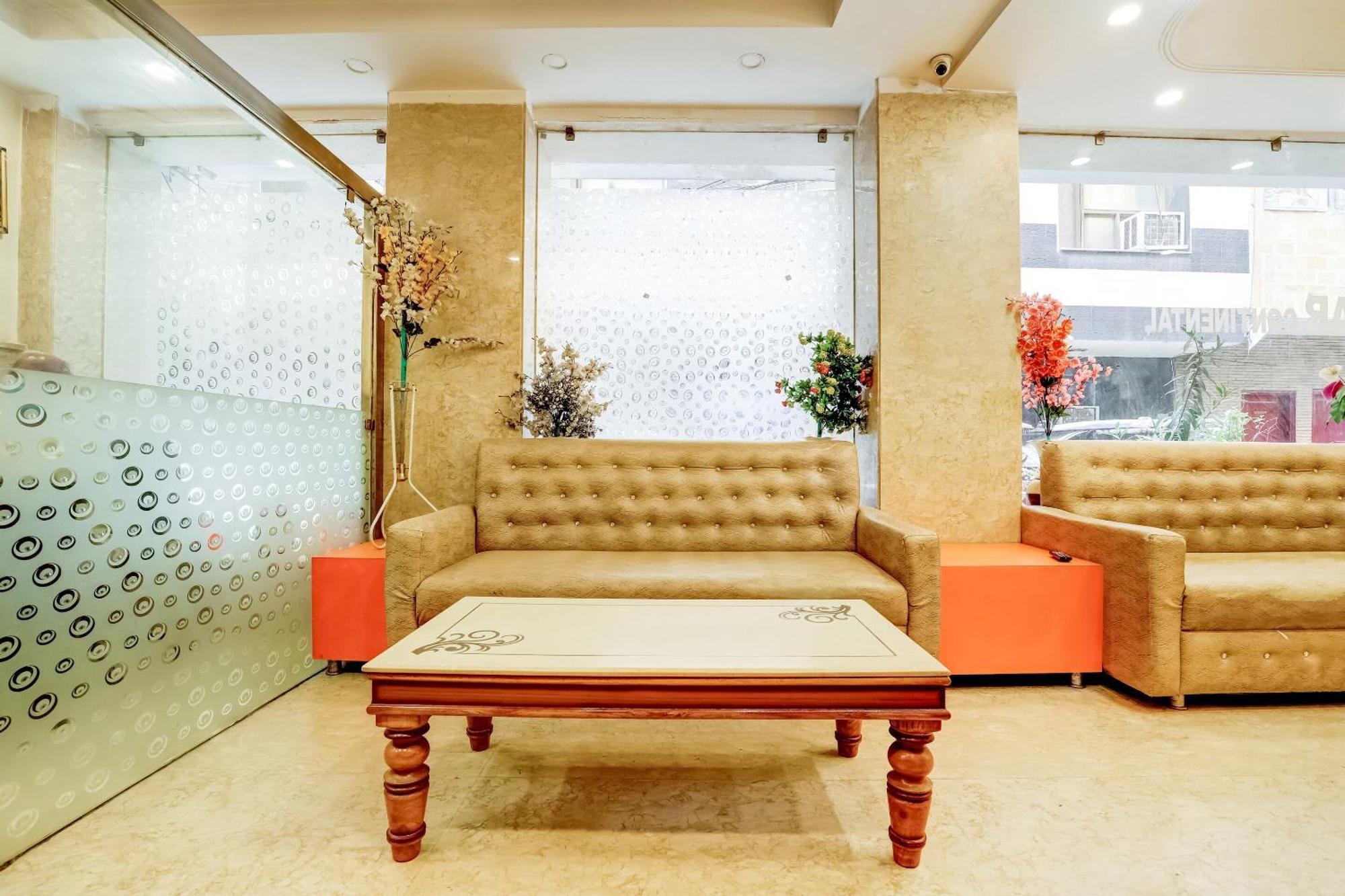 Hotel O Tushar Continental New Delhi Bagian luar foto
