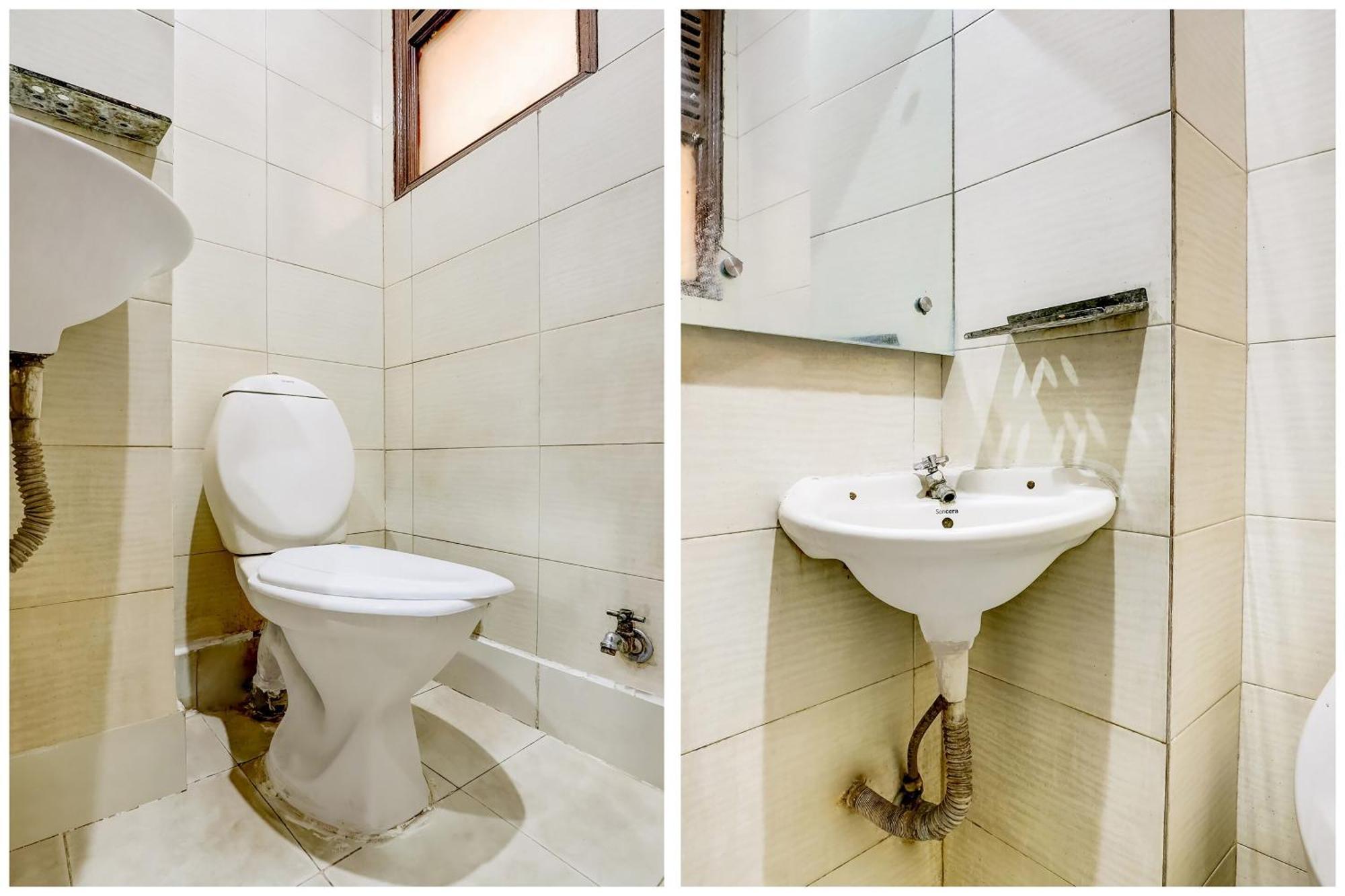 Hotel O Tushar Continental New Delhi Bagian luar foto